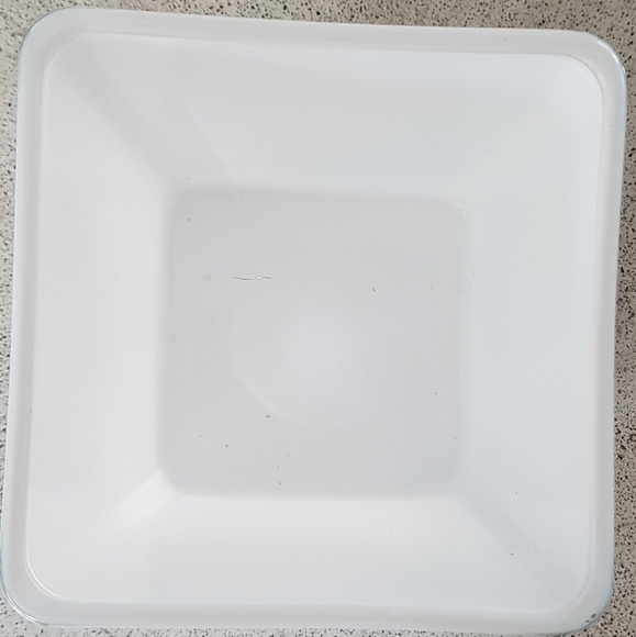 Hakbijl Glass Poland 4" White Cube Vase - Picture 4 of 5